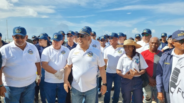 Junta de Retiro realiza Jornada de Limpieza en la playa de Boca Chica como parte del Programa de Reciclaje “Protegiendo Nuestro Futuro” impulsado por ADEOFA