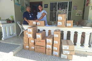 Junta de Retiro entrega medicamentos al Hogar Geri&aacute;trico &ldquo;Coleccionando Estrellas&rdquo;