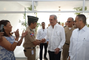 Un Almuerzo Navideño Histórico para Nuestros Retirados de las Fuerzas Armadas