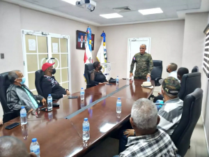 Presidente de la JRFPFFAA recibe comisión de Pensionados