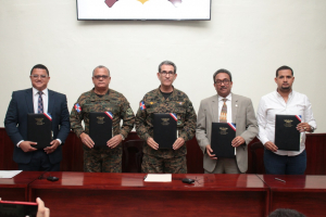 MIDE y Junta de Retiro FF.AA. firman acuerdo con clínicas privadas