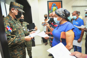 Presidente de la Junta de Retiro recibe comisiones de Pensionados