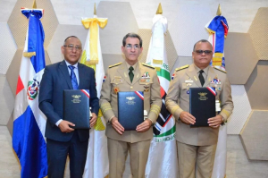 Pensionados de las FFAA y la Policía Nacional serán exonerados pago servicio Metro y Teleférico
