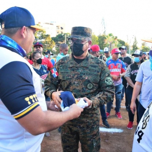 Liga de Softbol de Oficiales Académicos realiza apertura de torneo 2021