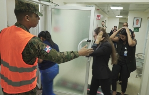 Junta de Retiro y todo su personal participa en Simulacro Nacional contra Terremotos