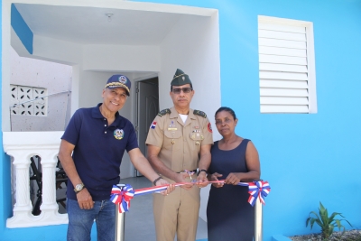 Ministro de Defensa dispone entrega de dos viviendas a retirados militares en San Isidro y Bayaguana