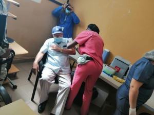 Militares Retirados de las Fuerzas Armadas son vacunados contra el covid-19