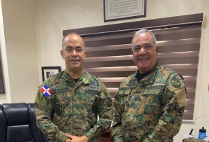 Presidente de la Junta de Retiro, recibe visita del Mayor General Estanislao Gonell Regalado